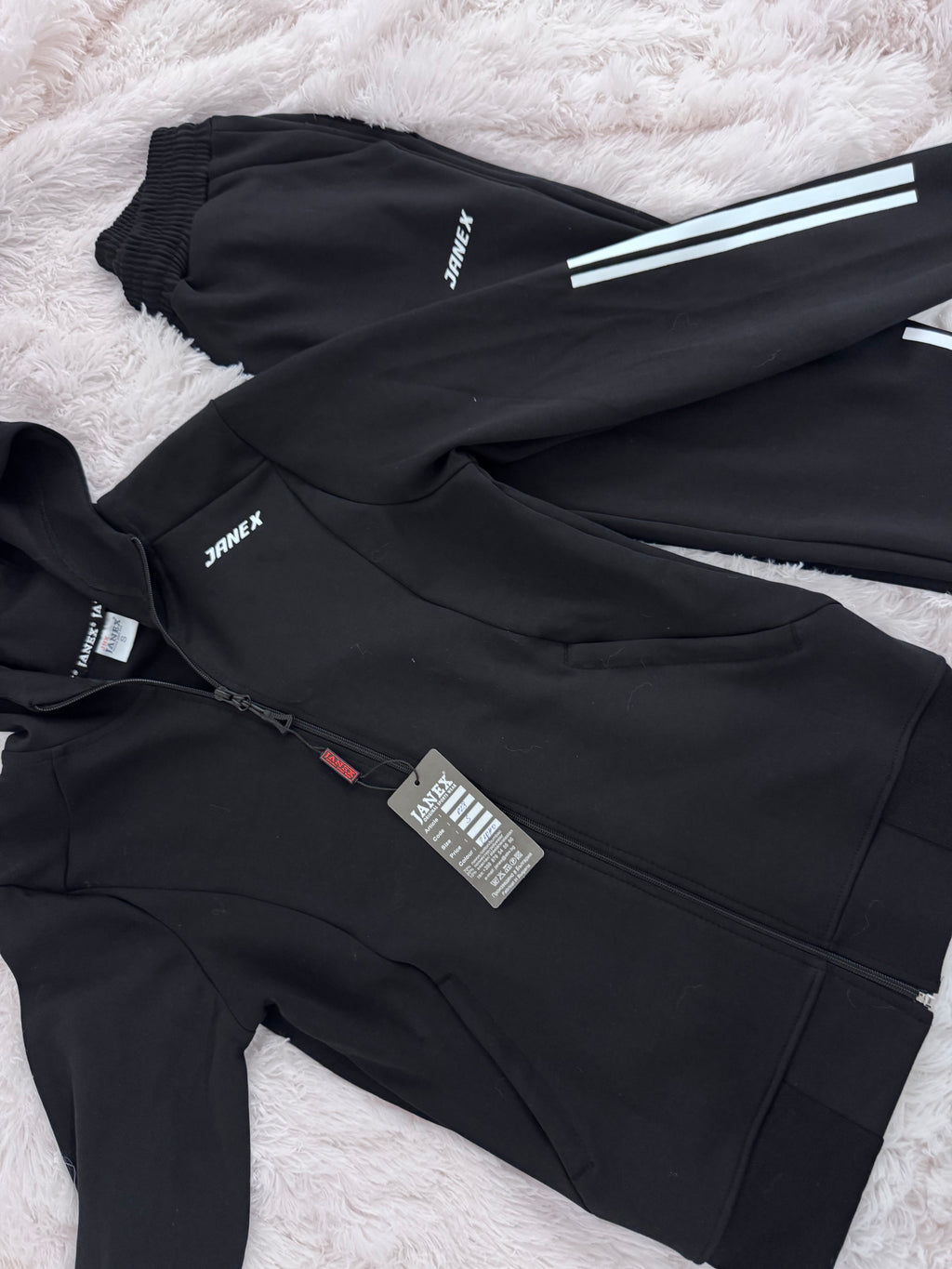 🖤 Black Fit Vibes – Дамски екип JANEX